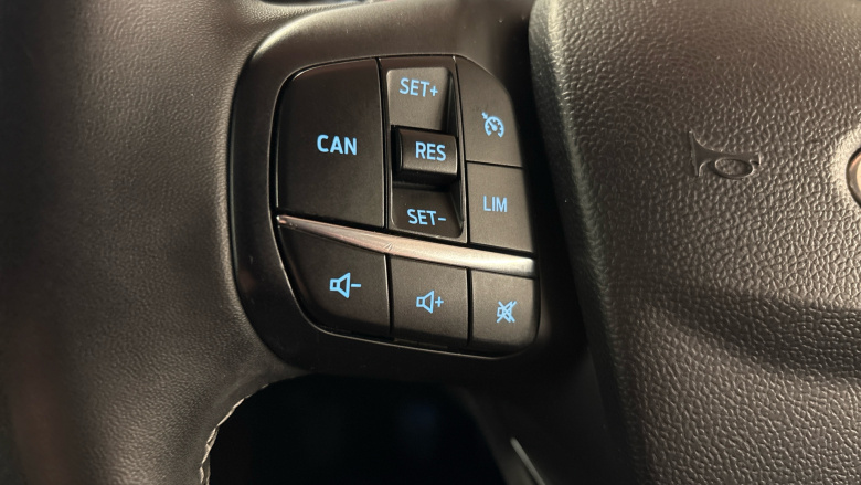 Ford Puma 1.0 EcoBoost Hybrid mHEV Titanium 5dr Petrol Hatchback